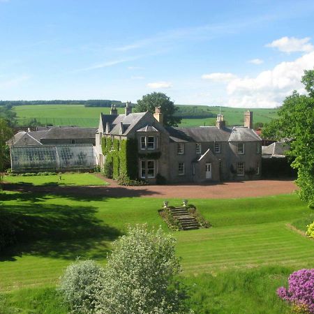 Newton Farmhouse B & B Jedburgh Buitenkant foto