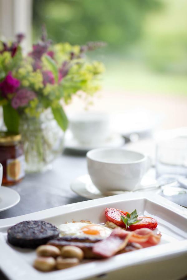 Newton Farmhouse B & B Jedburgh Buitenkant foto
